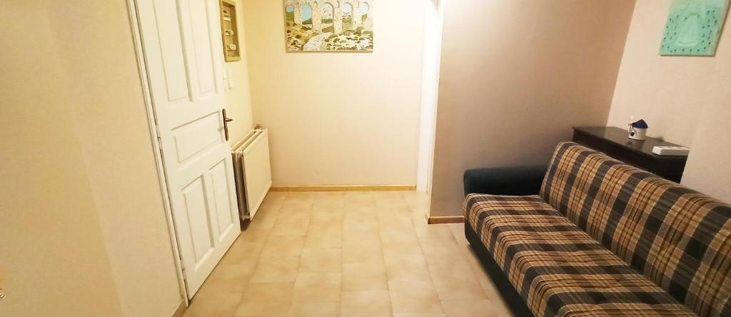 Spacious guesthouse with garden and seaview, Chios — photo 1