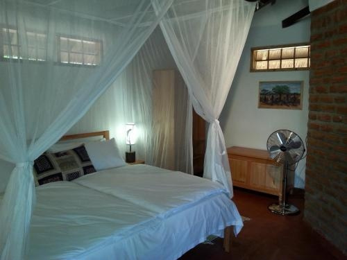 Ng'ona Lodge, Chikwawa — photo 1
