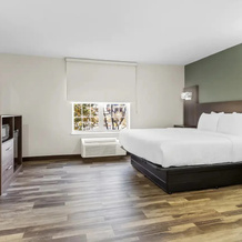 Quality Inn & Suites Columbia Harbison, Columbia — photo 3