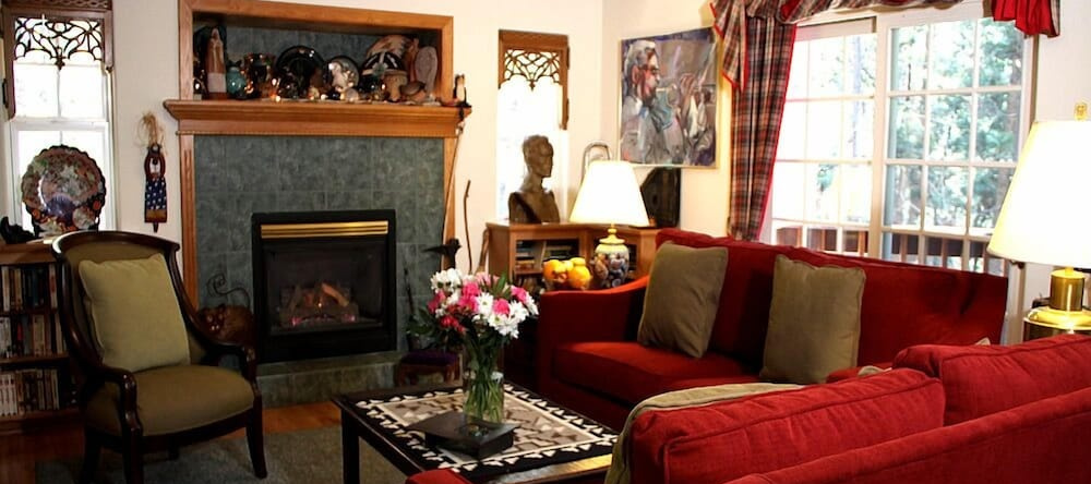 McCaffrey House B&B Inn, Sherwood Forest — photo 1