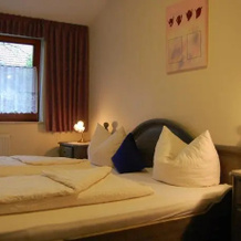 Ferienhof & Landhotel Laurenz, Гронау — фото 2