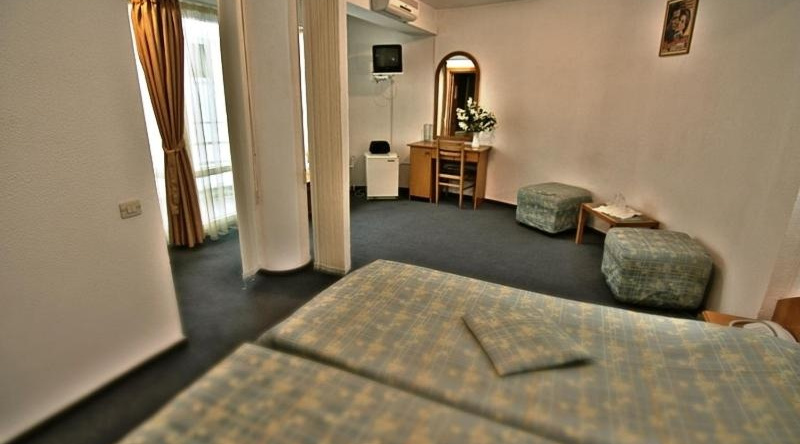 Hotel Star, Куртя-де-Арджеш — фото 1