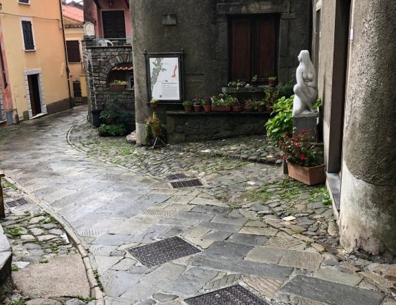 Papiriana la casa del borgo_ breathtaking sea wiew, 福斯迪诺沃 — 照片 1