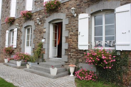 Maison de la Vallée, Pleudihen-sur-Rance — photo 1