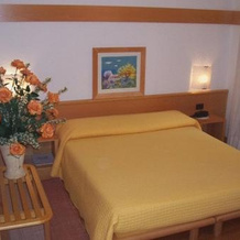 Hotel Da Benito, 蓬泰内莱阿尔卑 — 照片 3