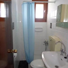 Skyline Rooms & Studios, Karousades — photo 4