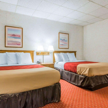 Econo Lodge Near Stewart International Airport, Vails Gate — photo 4