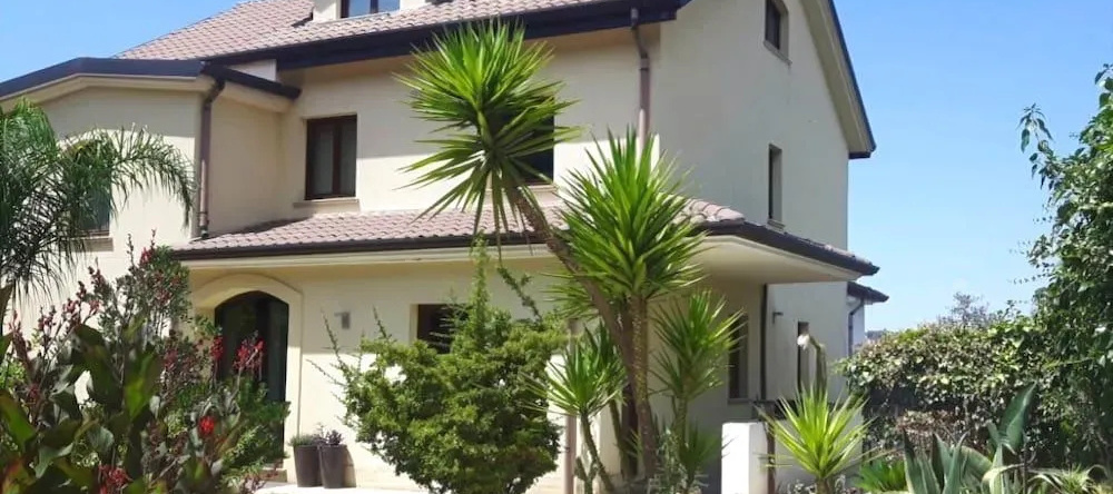 Villa La Mattina Bed & Breakfast, Пьяцца-Армерина — фото 1