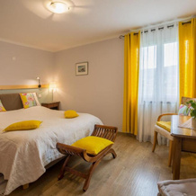 CHAMBRES D'HOTES 2 à 4p ou GITE DE GROUPE 16p, 7 ch, 6 sdb, parc et salle de réception, 维勒讷沃德贝尔 — 照片 4
