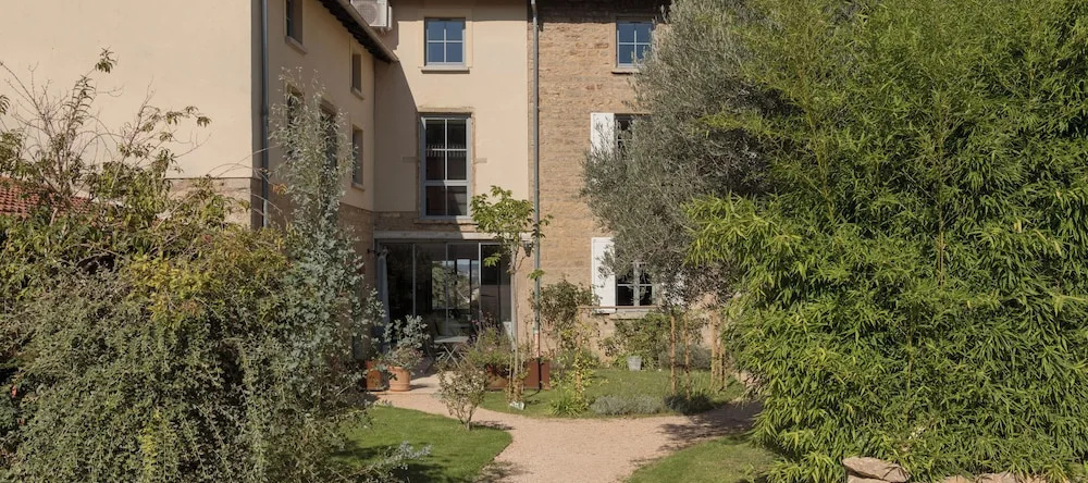 La Maison des Monts d'or, Saint-Germain-au-Mont-d'Or — photo 1