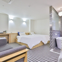 Elephant Shower Hotel, Jinju — photo 3