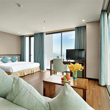 Yarra Ocean Suites Danang, Дананг — фото 2