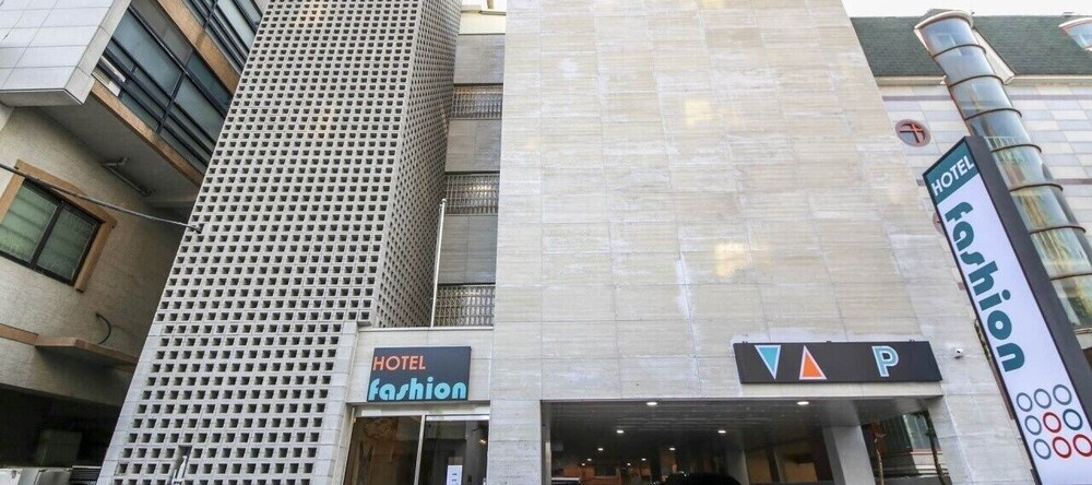 Fashion Hotel, 公州 — 照片 1