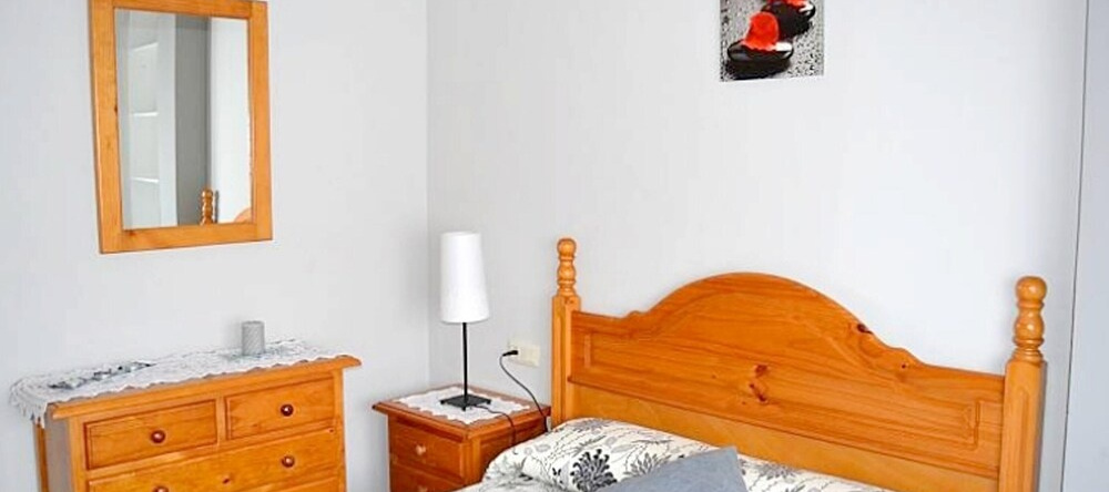 Apartment With 2 Bedrooms in El Grove, With Wifi Near the Beach, O Grove — photo 1