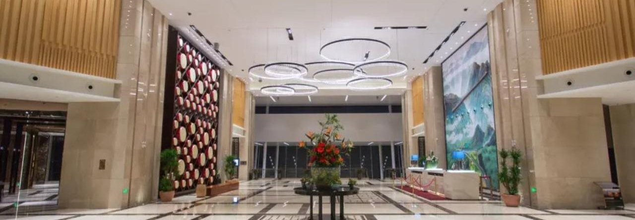Gloria Grand Hotel Jishou, Xiangxi — photo 1