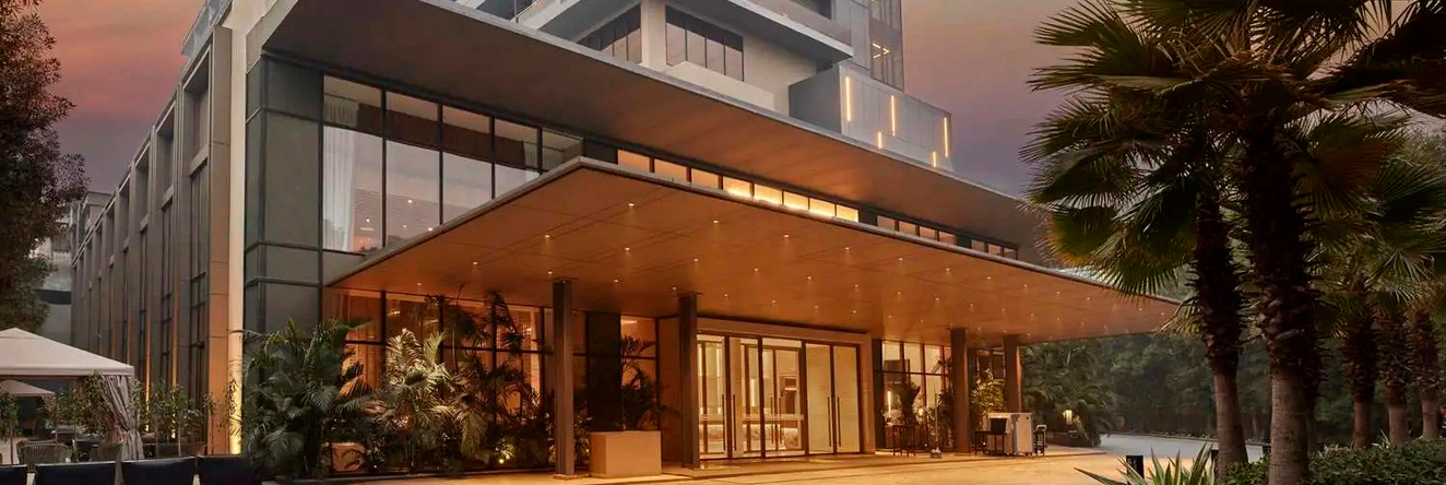 Hilton Gurugram Baani City Centre, 古尔冈 — 照片 1