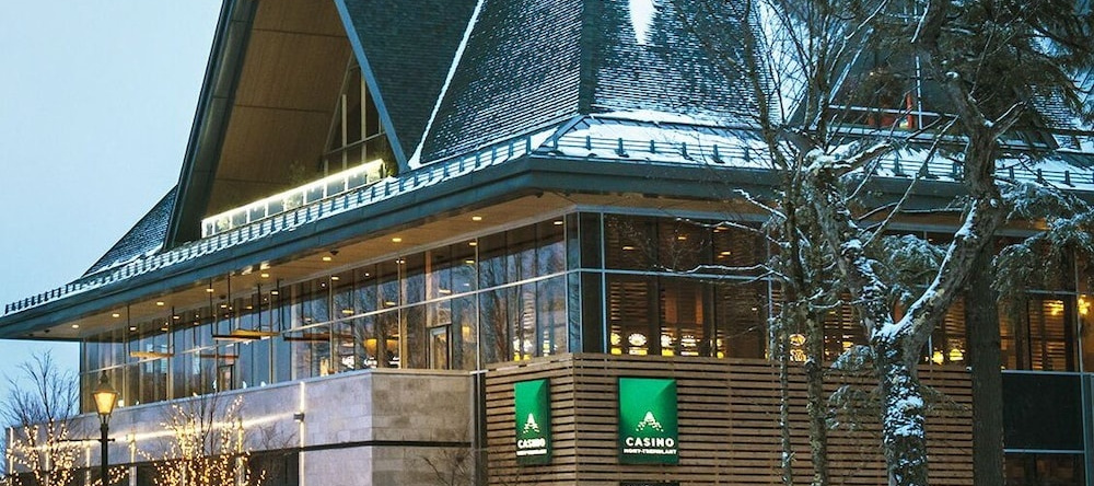 Chalet Le Convivial Tremblant, 蒙特朗布朗 — 照片 1
