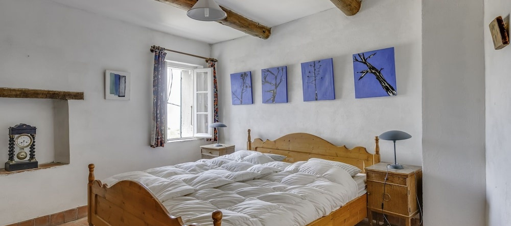 Grand Gite Gigondas, Жигонда — фото 1