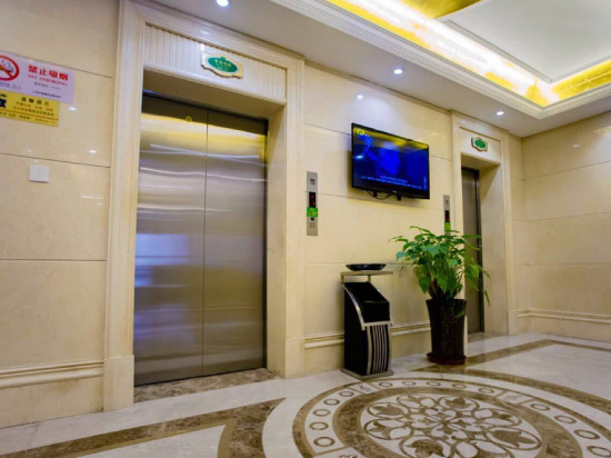 Vienna Hotel Fujian Quanzhou Anxi County Baolong Square, 泉州 — 照片 1