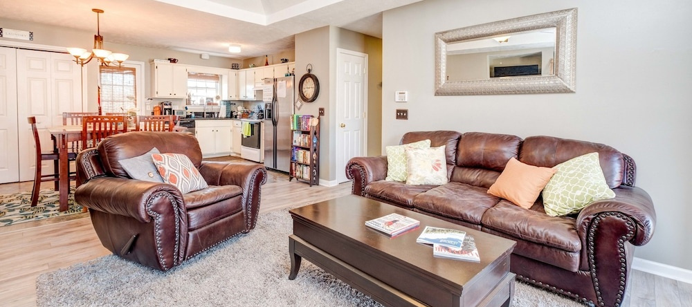 720 Veneta View Home, 朱丽叶山 — 照片 1