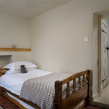 Nantgwynfaen Organic Farm B&B Wales, Llandyfriog — фото 4