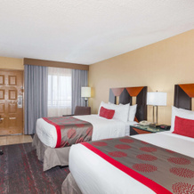 Ramada By Wyndham San Diego National City, Нешнел-Сити — фото 2