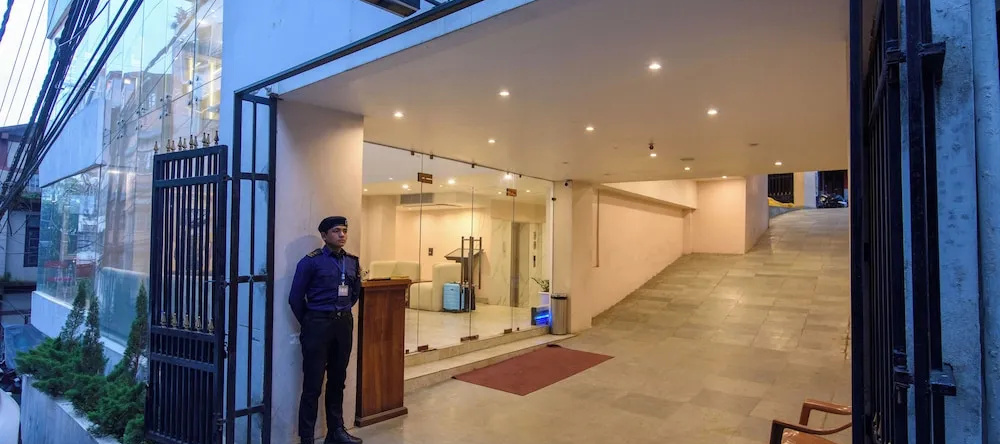 Emerald Hotel, 艾贾尔文莱 — 照片 1