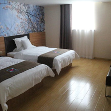 7 Days Party Inn, Сучжоу — фото 2