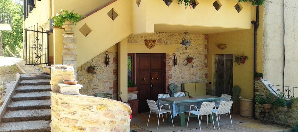 2 bedrooms appartement with furnished garden and wifi at Coppe, Stroncone — photo 1