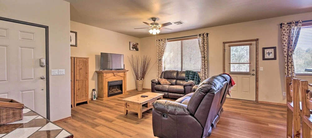 Near Lake & Trails: Show Low Condo W/ Grill!, Шоу-Лоу — фото 1