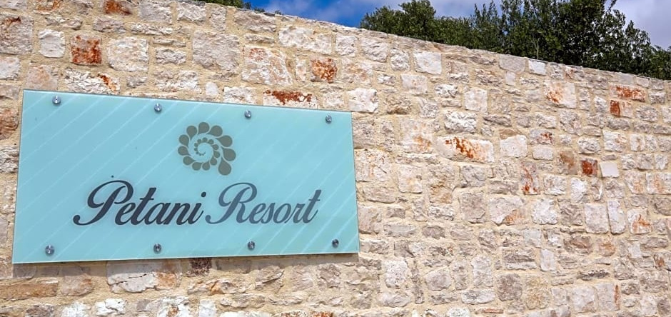 Petani Resort, Контогенада — фото 1