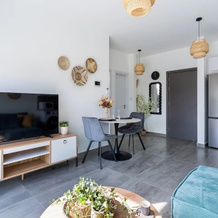 Azoria - Stylish 1-BR Apartment in Kiti, 基蒂 — 照片 5
