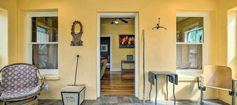Cozy Las Cruces Gem: Fire Pit, Patio & Views!, 拉斯克鲁塞斯 — 照片 1
