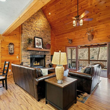 New! Riverfront Retreat Sleeps 12 Ellijay, 埃利亚伊 — 照片 2