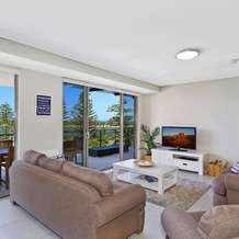 Coast Luxury Apartment 24, The Entrance — photo 4