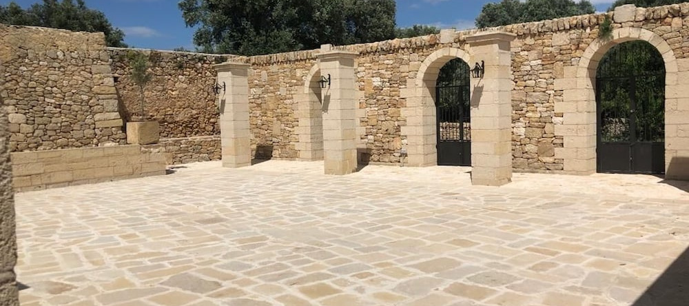 Masseria Antoglia, 维拉卡斯特利 — 照片 1