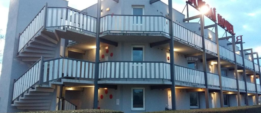 Bonsai Hotel d'Orleans, Olivet — photo 1