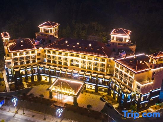 Junlin.crescent Bay Hotel, Ниндэ — фото 1