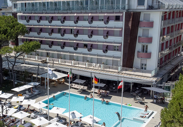 Cesare Augustus, Lido di Jesolo — photo 1