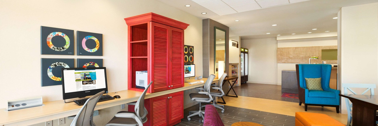 Home2 Suites by Hilton Farmington/Bloomfield, 法明顿 — 照片 1