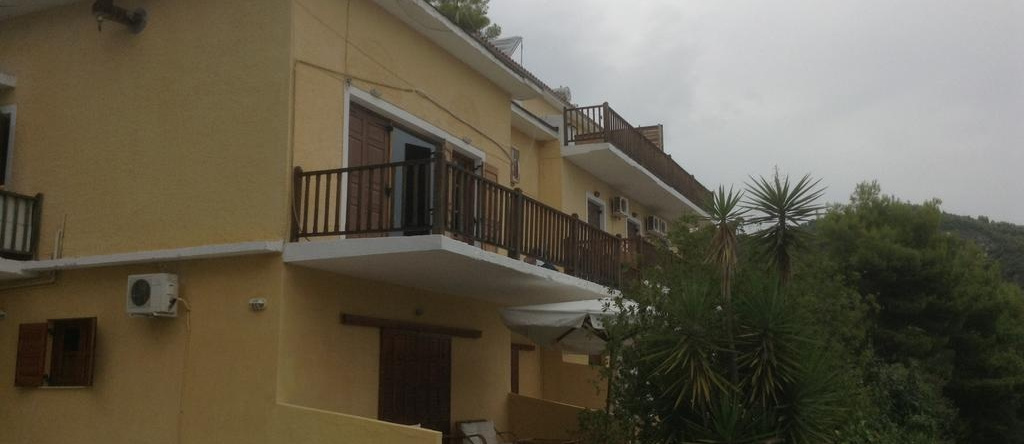 Mandaniki Apartments, Achladies — photo 1