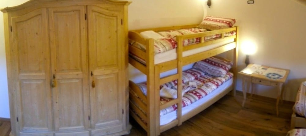 B&B La Stube Dei Partel, 齐亚诺-迪菲耶梅 — 照片 1