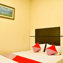 OYO 816 The SO Hotel, 巴图卡拉斯 — 照片 4