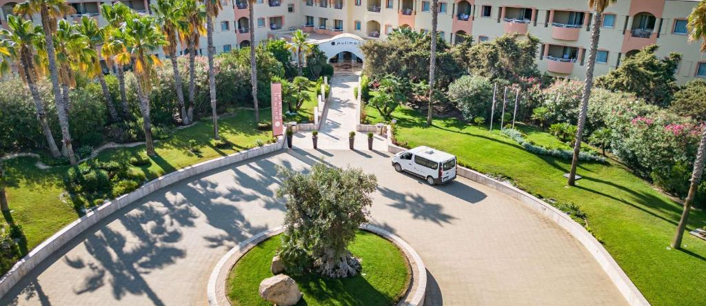 Pullman Timi Ama, Villasimius — photo 1