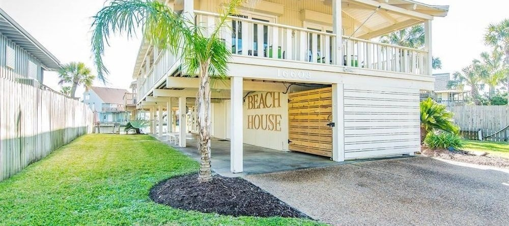 Island Life - 4 Br Home, Jamaica Beach — photo 1