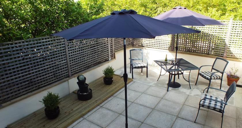 Bulverton House Holiday Cottages, 西德茅斯 — 照片 1