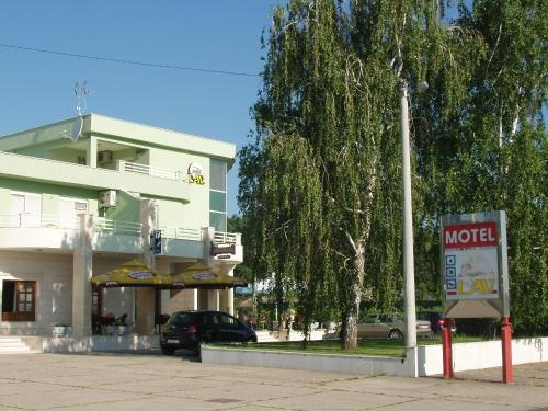 Motel Lav, Чаплина — фото 1