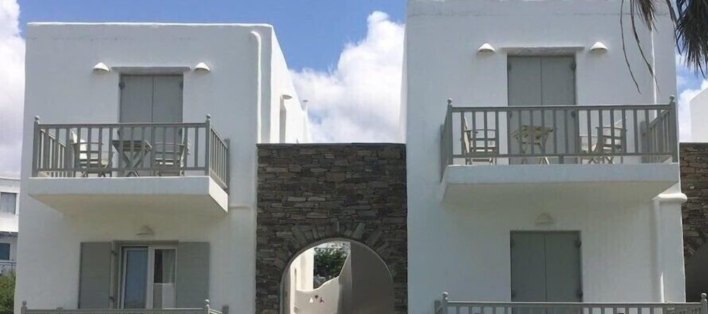 Ninemia Suites, Киония — фото 1