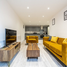 Impeccable 1-Bed Apartment In Camberley, Камберли — фото 3