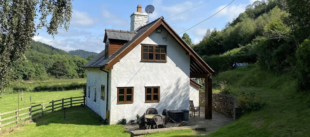 Tan Y Garth Cottage, Ллансаннан — фото 1